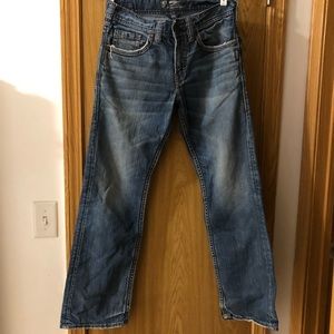 Silver Jeans mens Size W31-L32. Zac
Smoke free